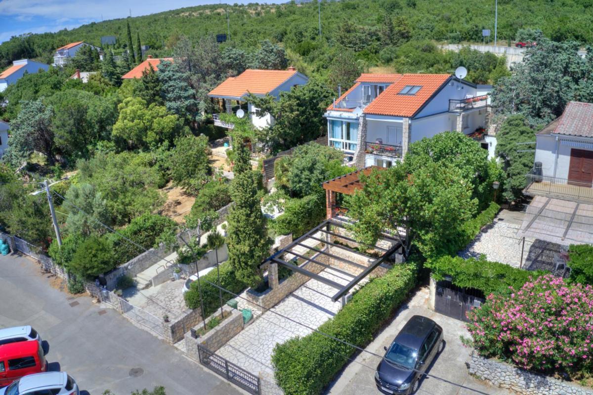 Cvrk Family House Novi Vinodolski Esterno foto